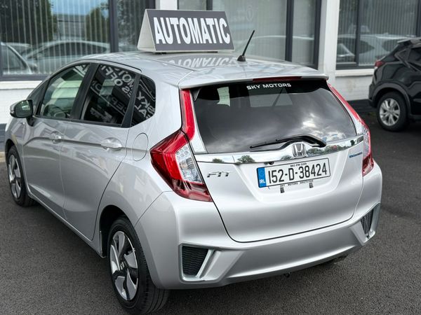 2015 Honda Fit 1.5 Hybrid auto Low Miles 44K 358867427