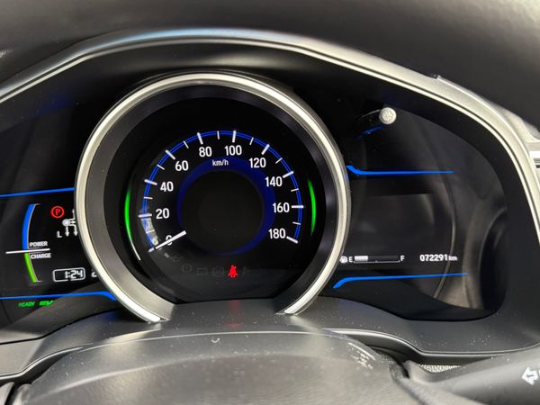 2015 Honda Fit 1.5 Hybrid auto Low Miles 44K 358867429