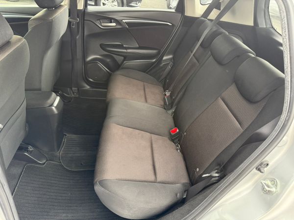 2015 Honda Fit 1.5 Hybrid auto Low Miles 44K 358867439
