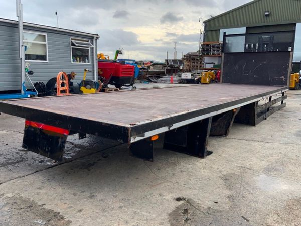 28" FLAT BED PLANT BODY....30" C/RAILS..........8 358950365