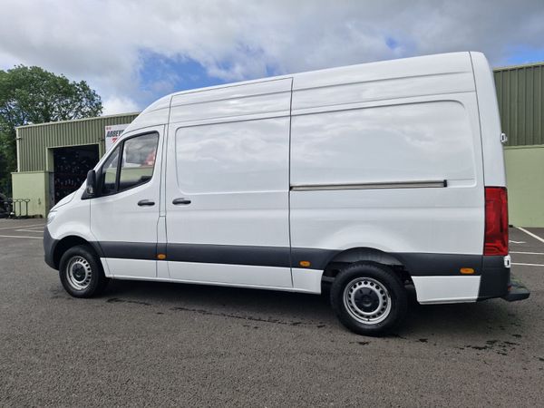Mercedes-Benz Sprinter 2022 358961228