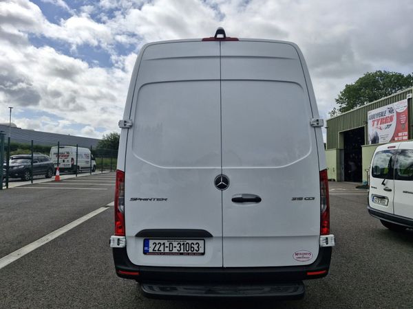 Mercedes-Benz Sprinter 2022 358961230