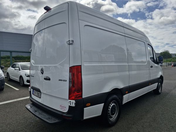 Mercedes-Benz Sprinter 2022 358961231