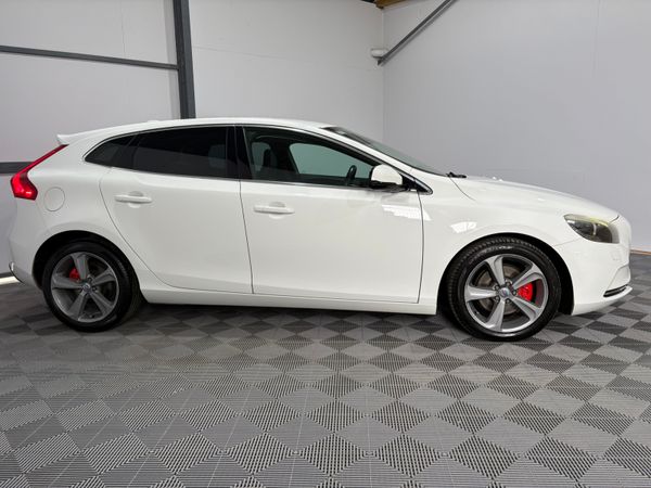 2014 Volvo V40 T4 1.6 Auto 180 Bhp 358975634