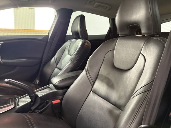 2014 Volvo V40 T4 1.6 Auto 180 Bhp 358975647