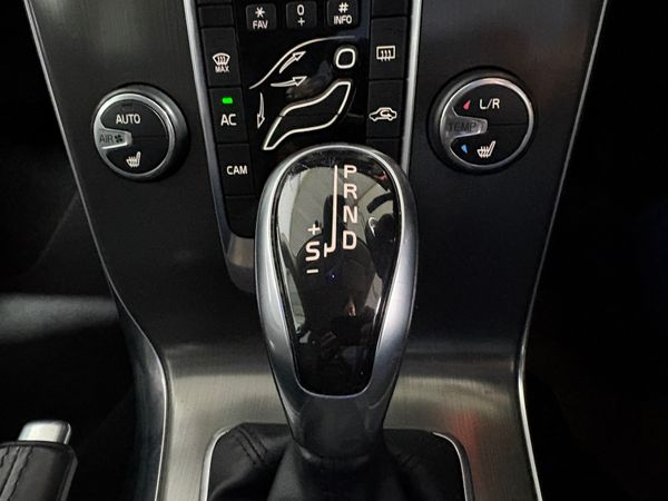 2014 Volvo V40 T4 1.6 Auto 180 Bhp 358975656