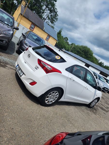Spotless 2014 Hyundai i30 NCT TAX 358982220