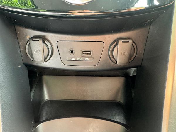 i30 2013 DELUXE 1.6 CRDi TOURER ESTATE 358998438