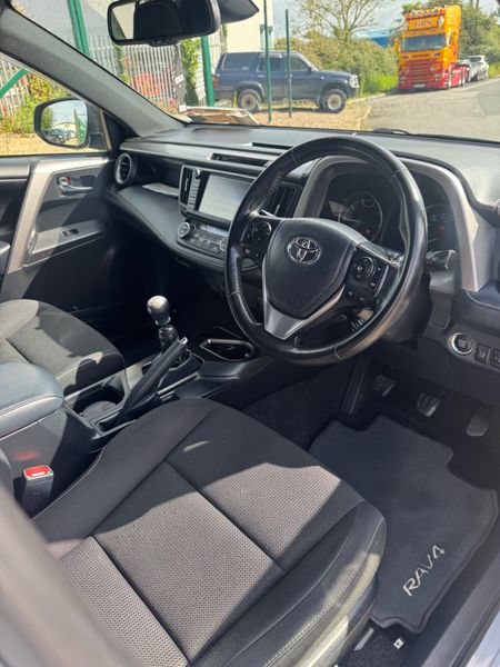 Toyota RAV4 2018 top spec Sol model 359004527
