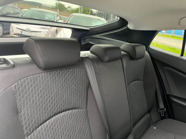 TOYOTA PRIUS 2018, 1.8 HYBRID AUTO LOW KMS 359016627