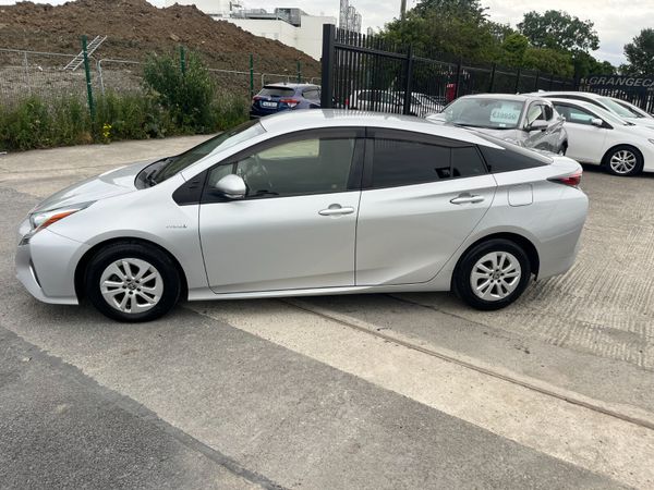 TOYOTA PRIUS 2018, 1.8 HYBRID AUTO LOW KMS 359016657