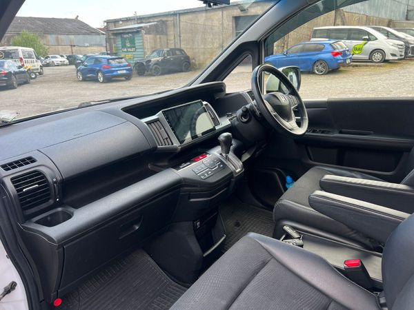 13 Honda Stepwagon 7Seats 359017239