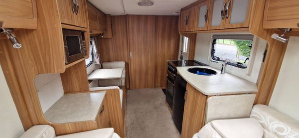 Lunar Clubman ES caravan 359028871