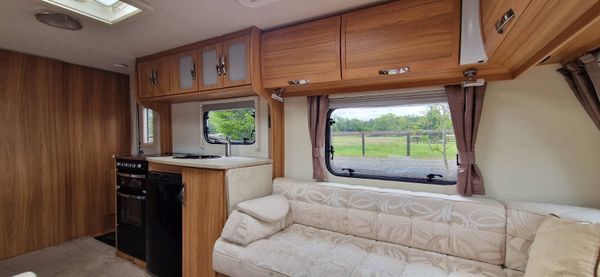 Lunar Clubman ES caravan 359028872