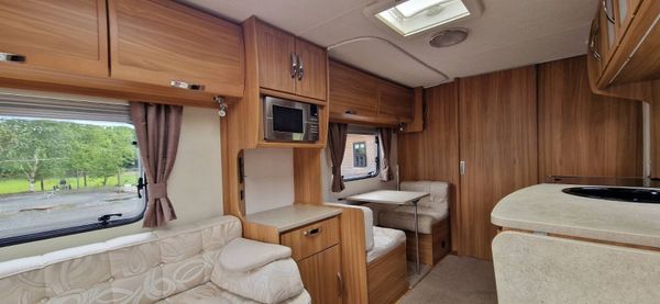 Lunar Clubman ES caravan 359028873