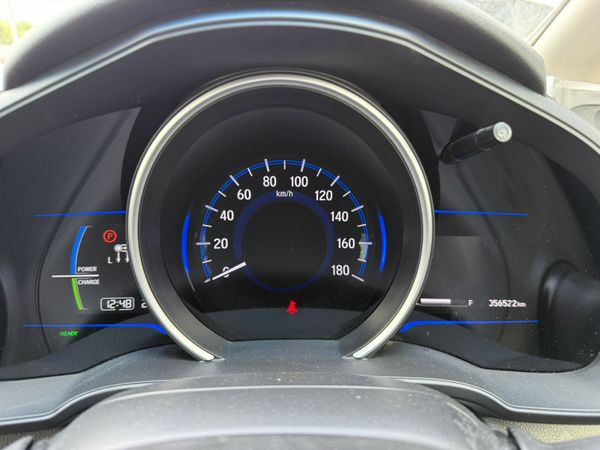 2016 Honda Jazz/Fit 1.5 Hybrid auto Top Specs 359057185