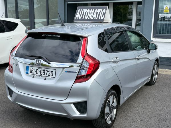 2016 Honda Jazz/Fit 1.5 Hybrid auto Top Specs 359057182