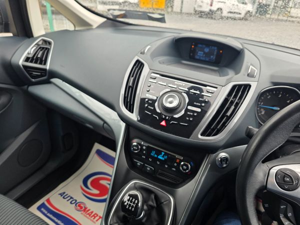 Ford C-Max 2014 359082749