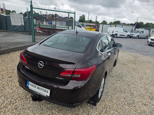 Opel Astra 2014 359083546