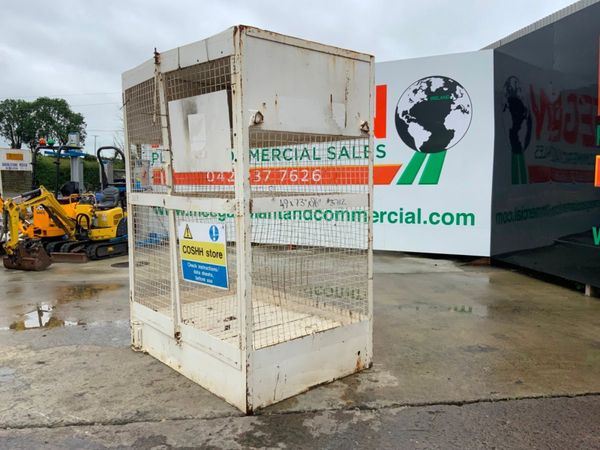 CHEMICAL STORAGE (COSHH) CAGE.......3712. 359094216