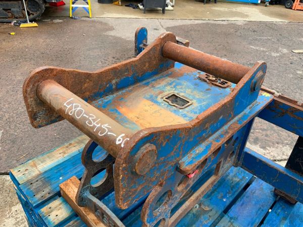 ENGCON S60 HITCH....PALLET FORKS......3396 359104266