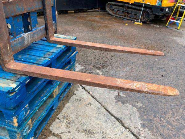 ENGCON S60 HITCH....PALLET FORKS......3396 359104263
