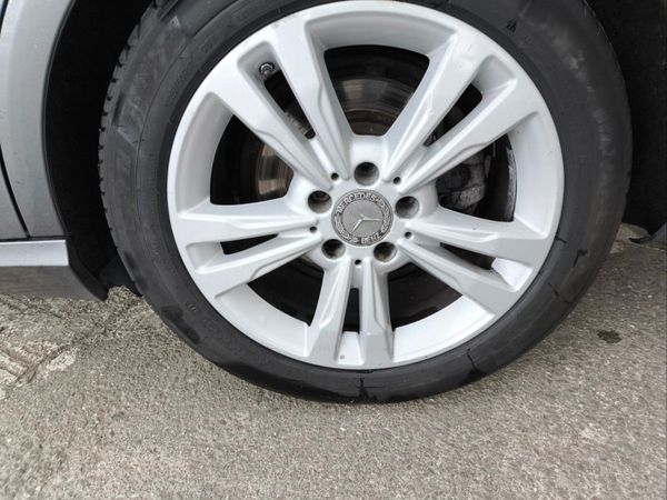 Mercedes-Benz E-Class E 200 Bluetec Classic A/T 359108217