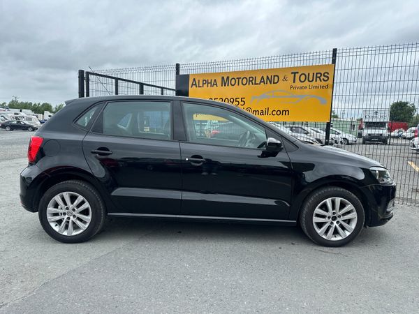 Volkswagen Polo 2016 1.0L  petrol Bluemotion 359114239