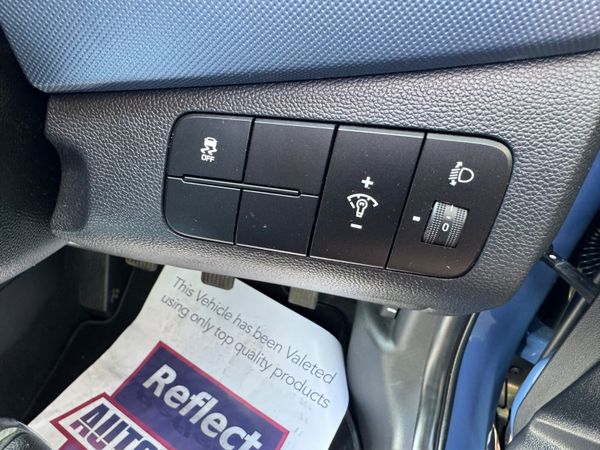 Hyundai i10 2017 DELUXE 1.0 NCT 03-27 359118429