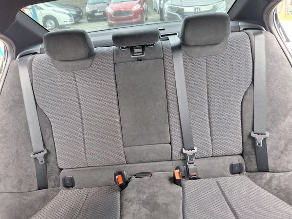 BMW 320d M Sport // Sunroof // Pro Nav // 359128138