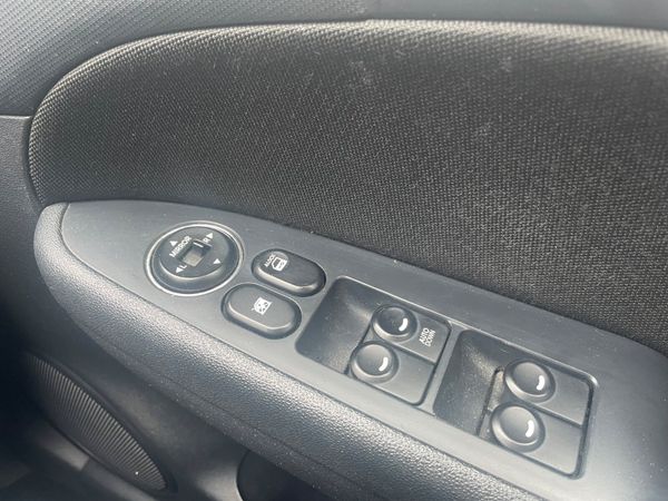 Hyundai i30 2009 , tax and tested 359133646