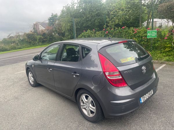 Hyundai i30 2009 , tax and tested 359133648