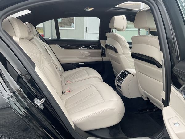 2017 BMW 730d M-SPORT SUNROOF NCT 7/27 SPOTLESS 359148140