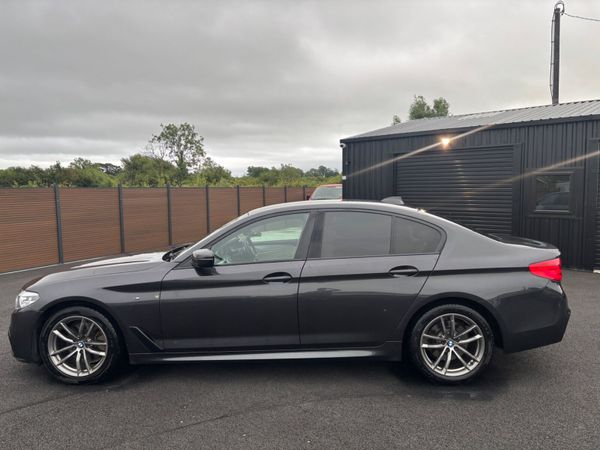 BMW 5-Series 2019 M-Sport 359151175