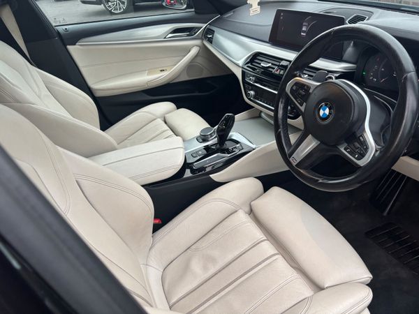 BMW 5-Series 2019 M-Sport 359151172