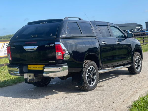 172 Toyota Hilux Invincible Low Miles**** 359170615