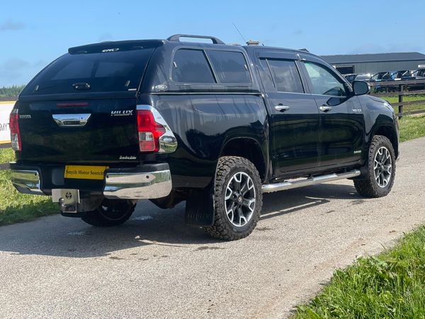 172 Toyota Hilux Invincible Low Miles**** 359170617