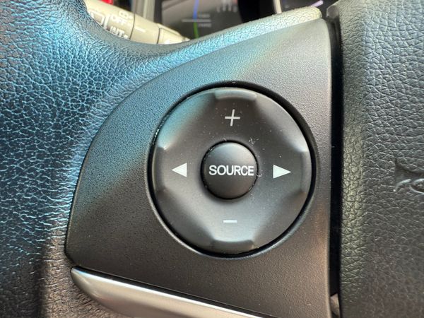 2016 Honda Fit 1.5 Hybrid auto Top Specs 359170704