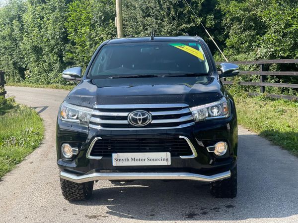 172 Toyota Hilux Invincible X Manual 359170761