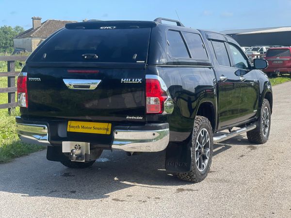 172 Toyota Hilux Invincible X Manual 359170777