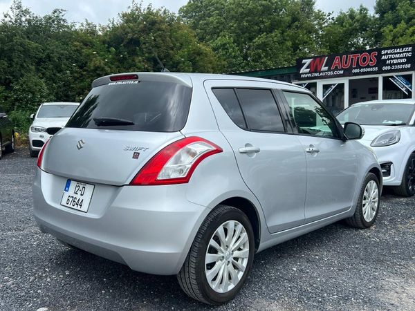 12 Suzuki Swift Autos 359184621