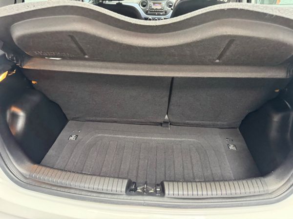 Hyundai i10 2018 359198907