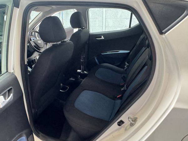 Hyundai i10 2018 359198908