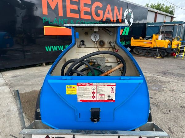 WESTERN FUEL BOWSER , BALL HITCH....634T 359204671
