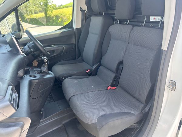 Citroen Berlingo 2021 359200852