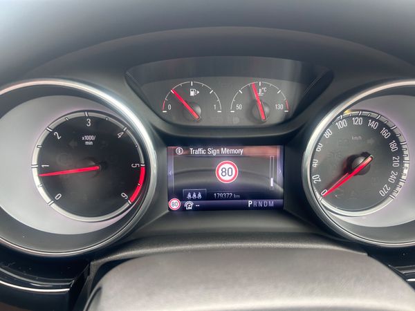 Opel Astra 2016 1.6 diesel automatic 359213919