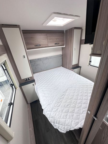 ✨2024 SWIFT SPRITE 4 BERTH REAR ISLAND BED✨ 359264108