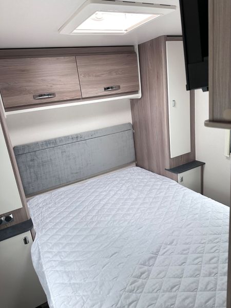 ✨2024 SWIFT SPRITE 4 BERTH REAR ISLAND BED✨ 359264101
