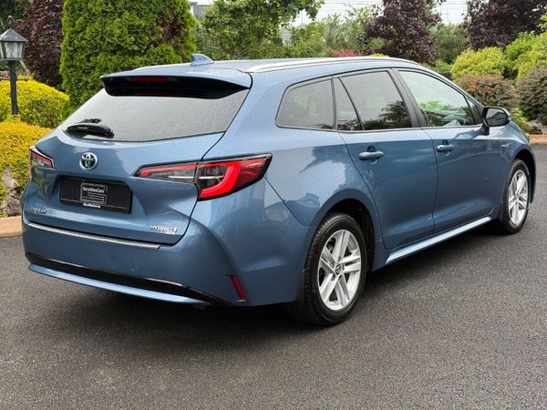 *Irish Car* 201 Toyota Corolla Hybrid! 359266497
