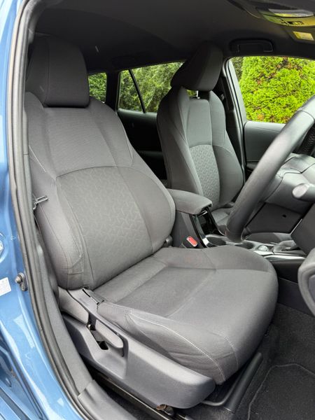 *Irish Car* 201 Toyota Corolla Hybrid! 359266499